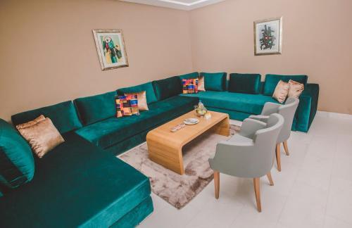Down Town Hotel By Business & Leisure Hotels