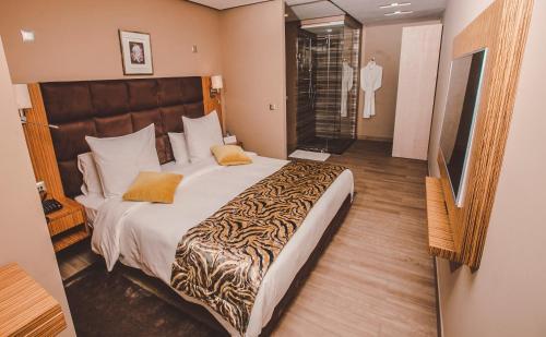 Down Town Hotel By Business & Leisure Hotels