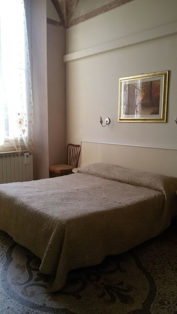 Hotel Serena