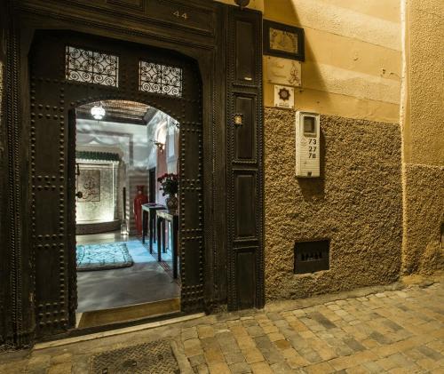 Riad Nasreen