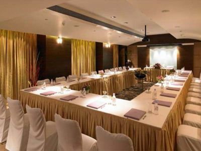 Hotel Royal Orchid Central Pune