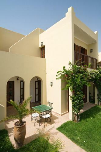 Bed & Breakfast Rebali Riads