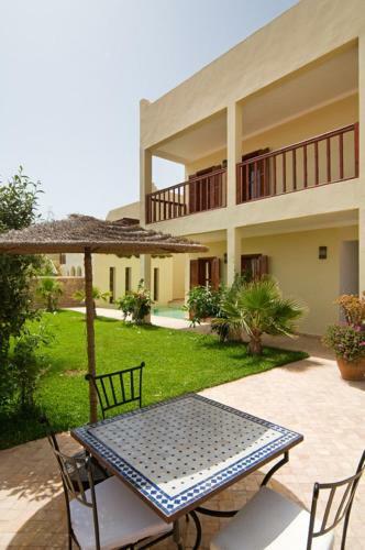 Bed & Breakfast Rebali Riads