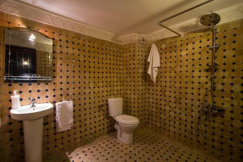 Hostal Dar El Mathaf