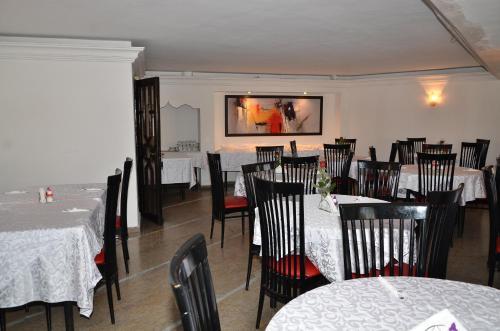 Hotel Yasmine