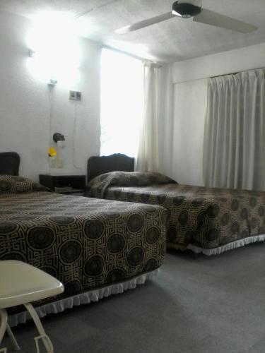 Hotel De Los Reyes