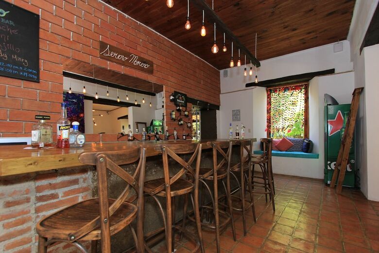 Sereno Art Hotel