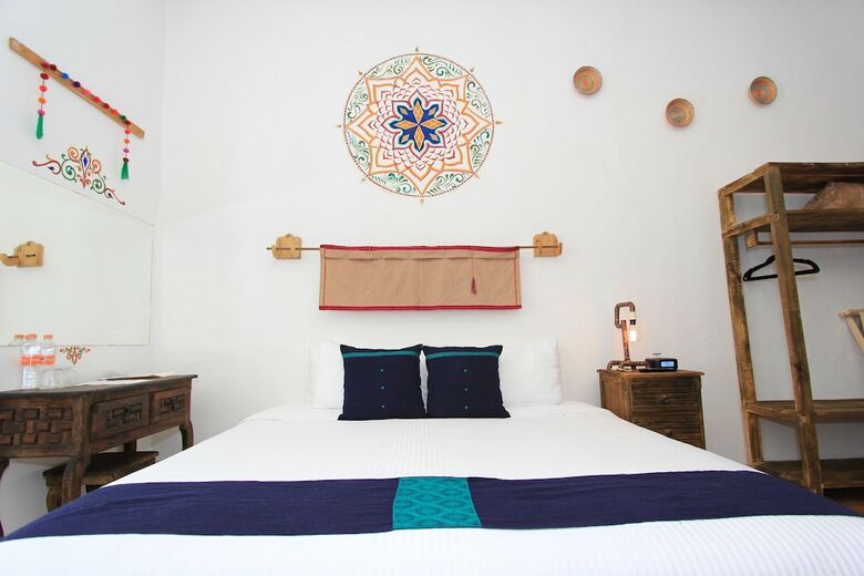 Sereno Art Hotel
