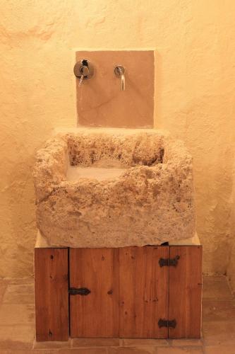Hostal La Neviera Nei Sassi