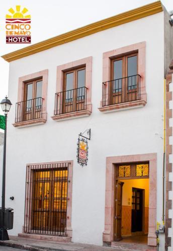 Cinco De Mayo Hotel