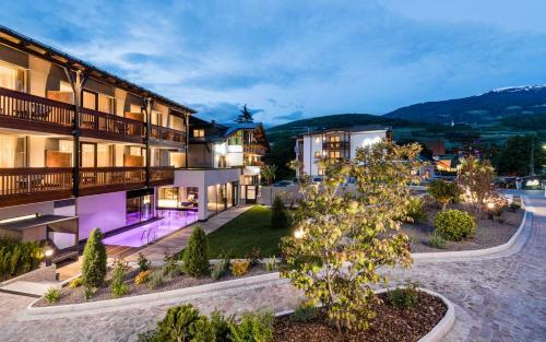 Hotel Clara