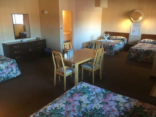 Hotel Del Sol Inn