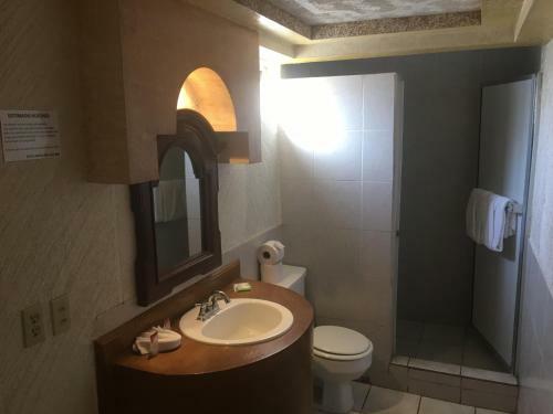 Hotel Del Sol Inn