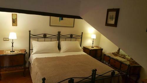 Hostal B&B Le Mansarde