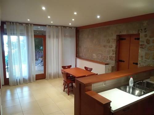 Apartments Villa ?u?uk