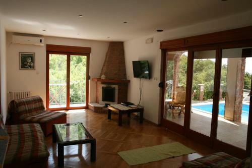 Apartments Villa ?u?uk