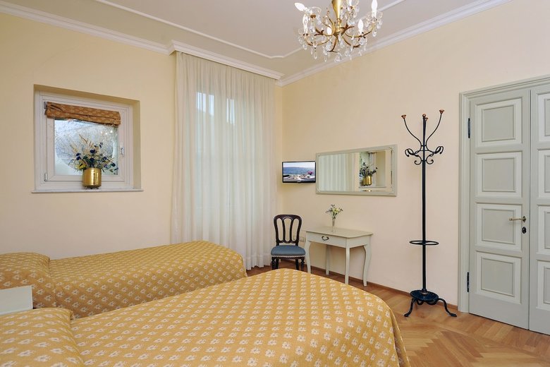 Hotel Monte Baldo E Villa Acquarone