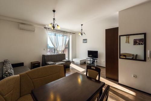 Kvin2 Apartments