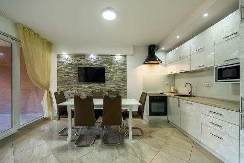 Kvin2 Apartments