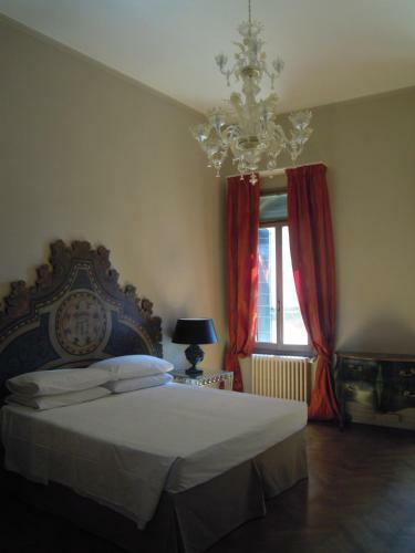 Hostal La Residenza 818