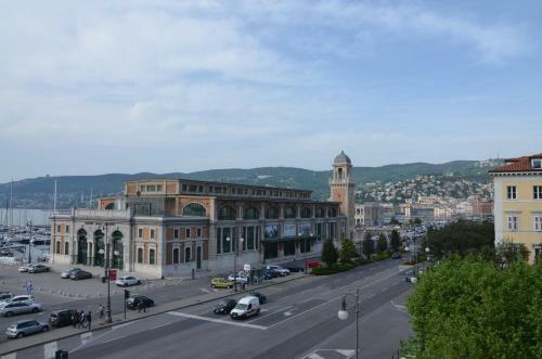 Hostal Piazza Venezia Le Camere