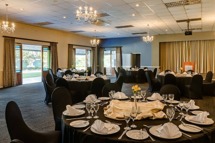 Hotel Protea King George