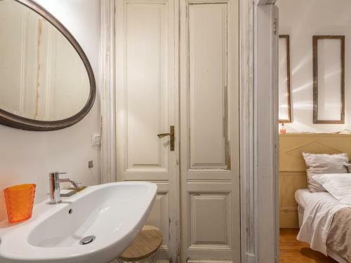 Hostal Sardinia Home Design