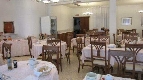 Hotel Caruso