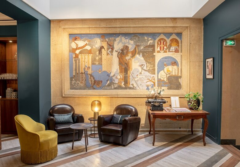 Hotel Bristol