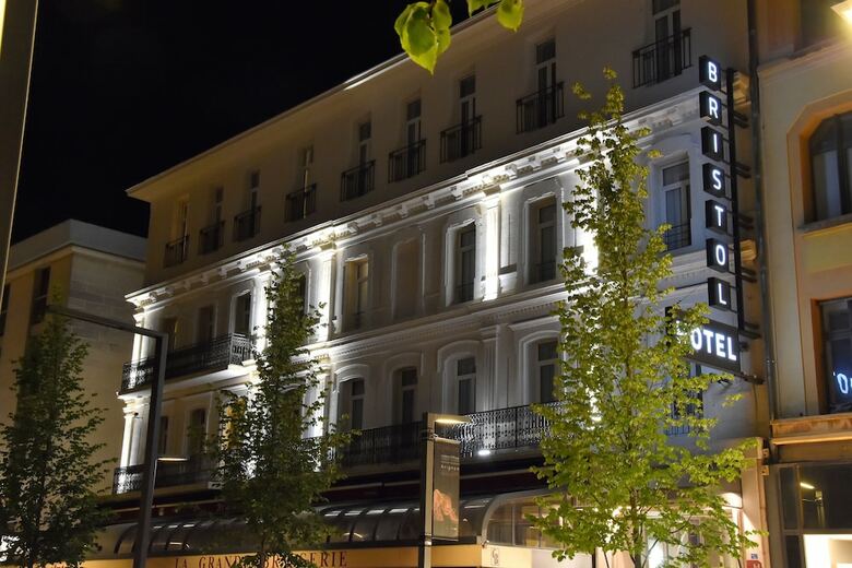 Hotel Bristol
