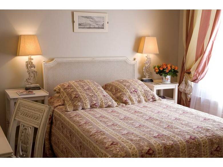 Hotel Pavillon Henri IV