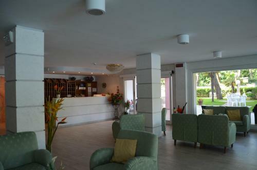 Hostal Rosen Garden Garn�