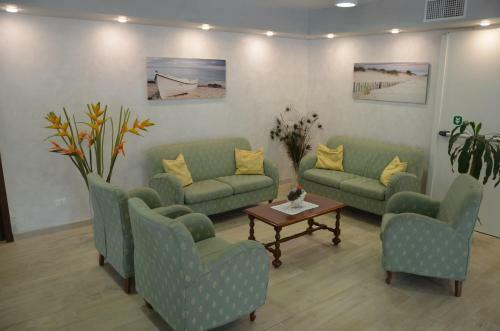 Hostal Rosen Garden Garn�