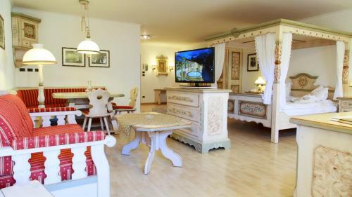 Hotel Cavallino Bianco - Weisses Roessl