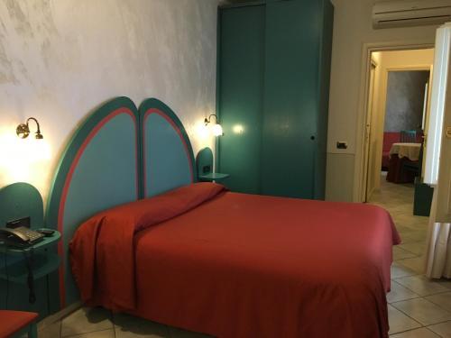 Alessi Hotel