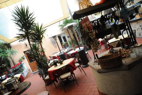 Alessi Hotel