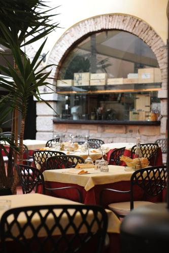 Alessi Hotel