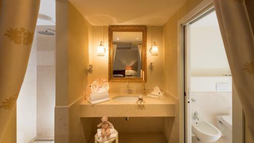 Hotel Famel�