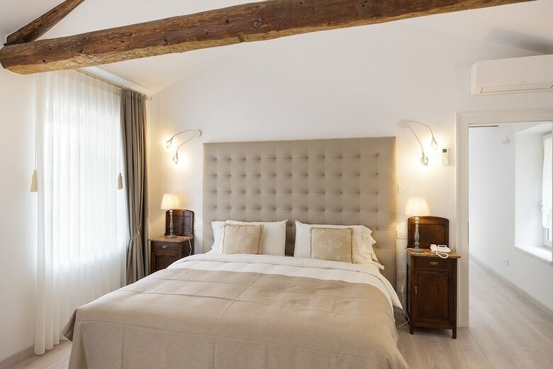 Hotel Villa Florida Suites & Suite Apartments