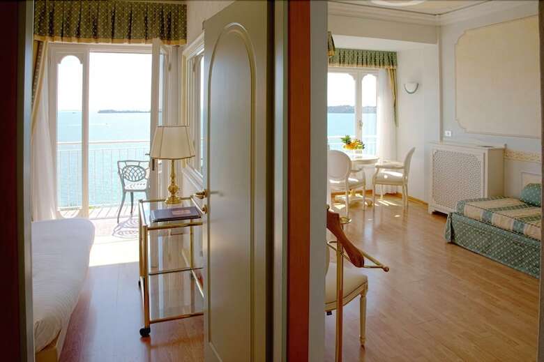Hotel Villa Florida Suites & Suite Apartments