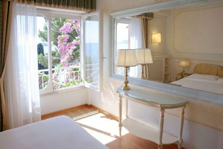 Hotel Villa Florida Suites & Suite Apartments