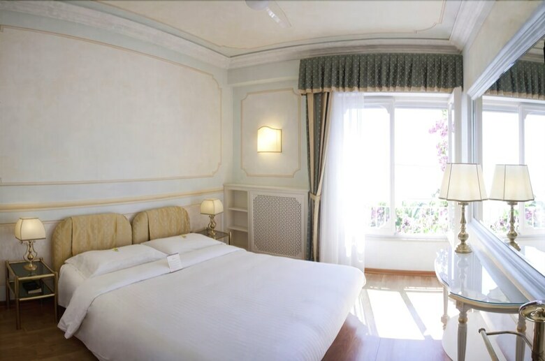 Hotel Villa Florida Suites & Suite Apartments