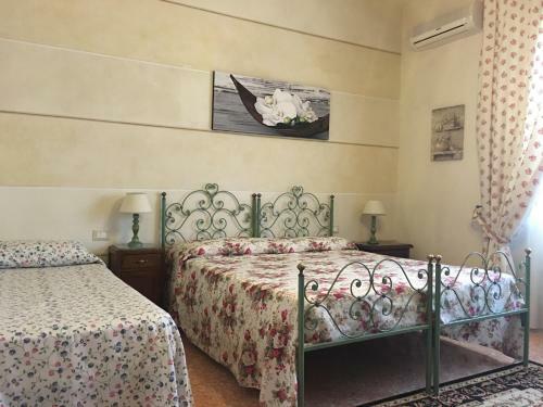 Hostal Affittacamere La Casa Di Ugo