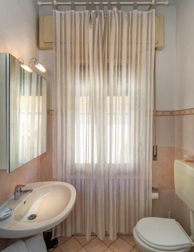 Hostal Affittacamere La Casa Di Ugo