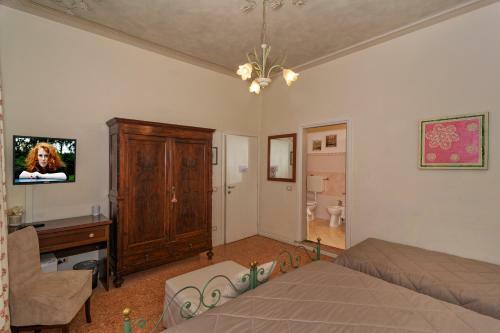 Hostal Affittacamere La Casa Di Ugo