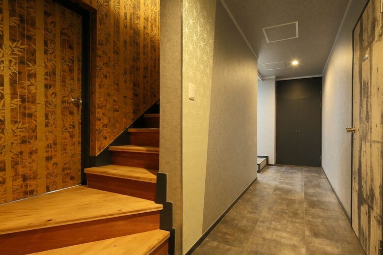 Hostal Ikidane House