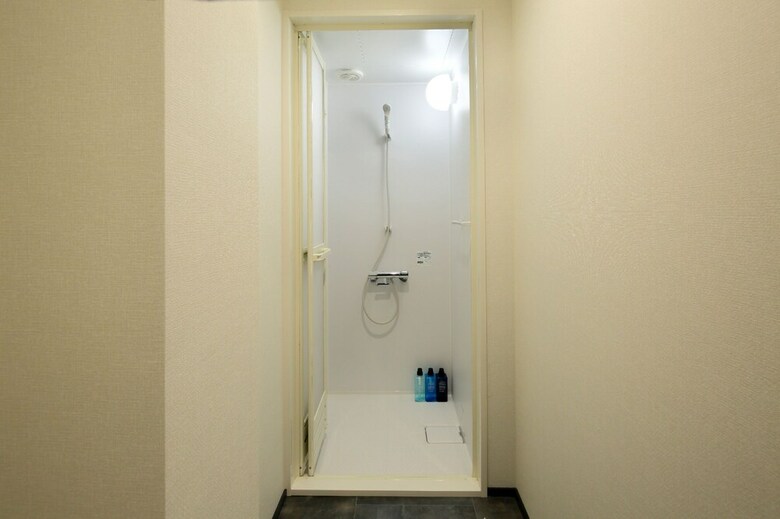 Hostal Ikidane House
