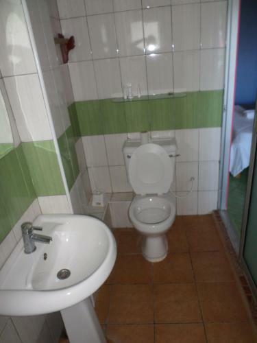 Hotel Pinebreeze Holiday Resort