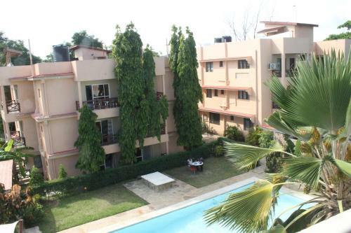 Hotel Pinebreeze Holiday Resort