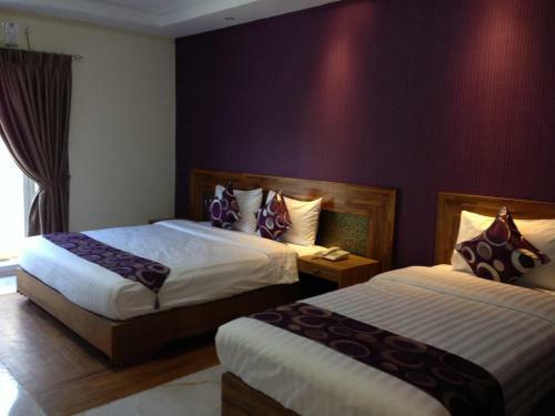 Hotel 9 Mile
